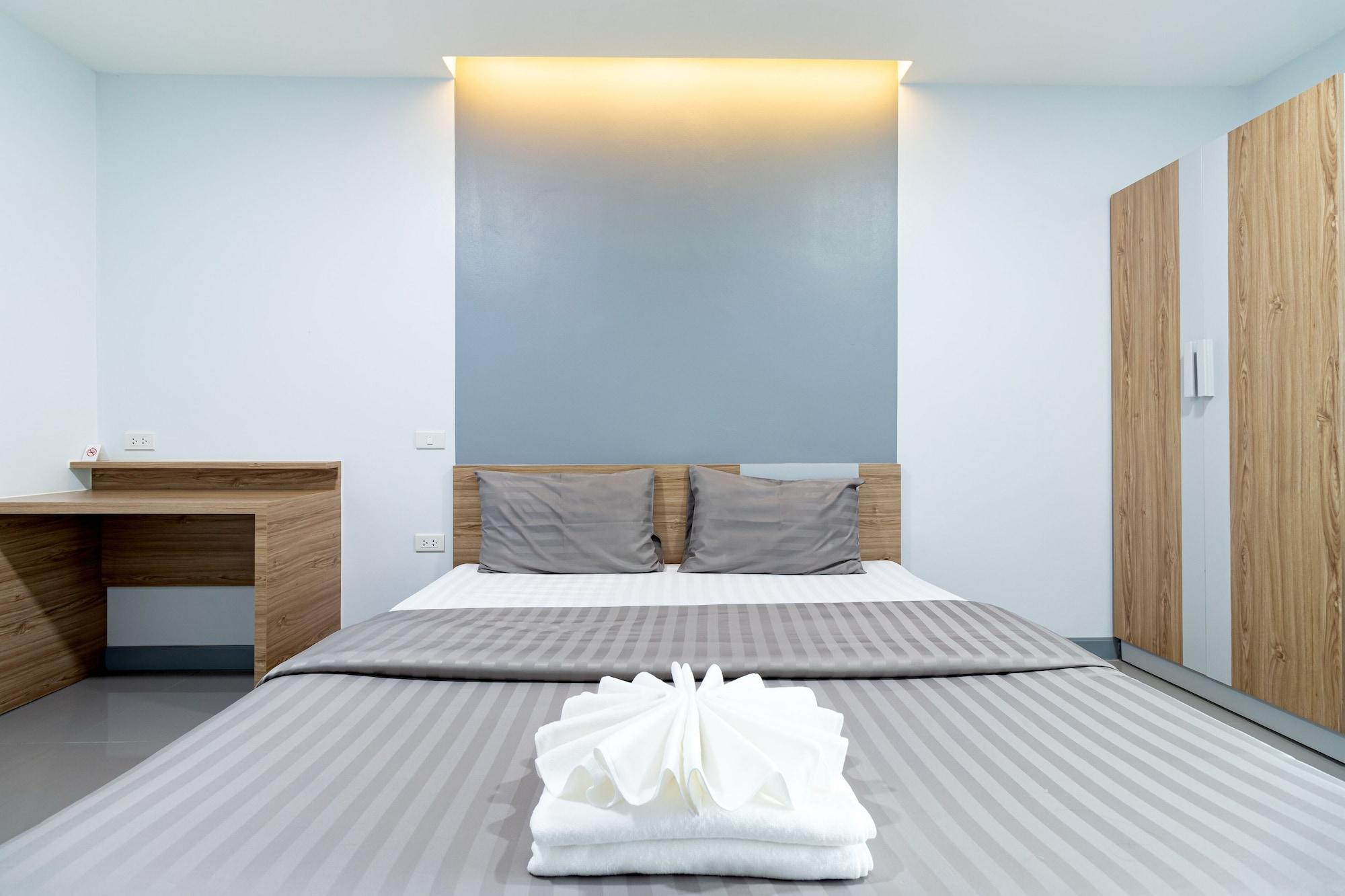 Bewish Bangphlat Hotel