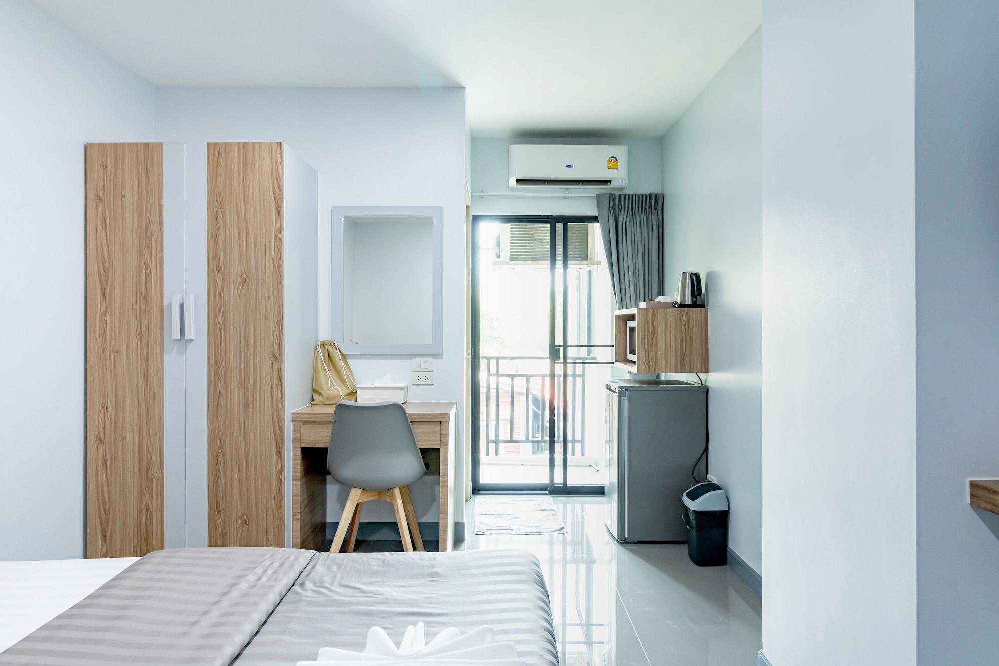 Hotel Bewish Bangphlat Bangkok
